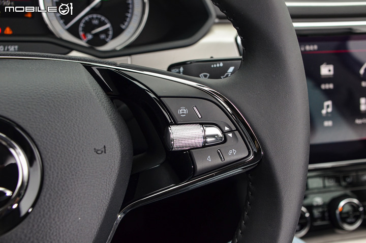 Škoda Superb 1.5TSI 房車菁英版試駕,最超值的歐系進口房車!