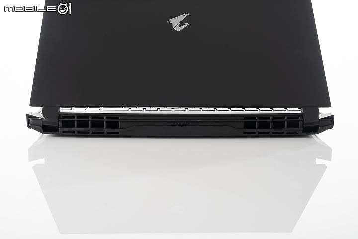 GIGABYTE AORUS 15P XC 搭載 RTX 30 系列顯卡的超值之作！