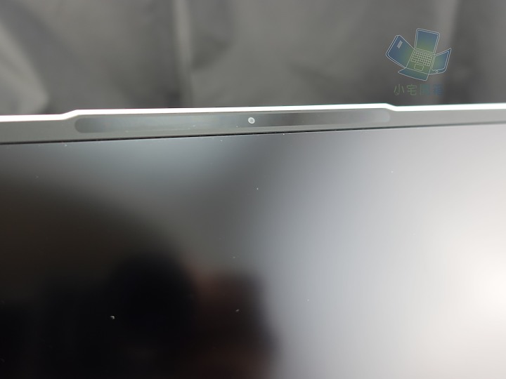 【小宅開箱】LENOVO 聯想 Yoga Slim 7i Carbon 甜甜的價格與效能，甜進你的心