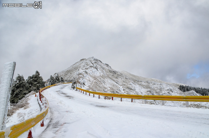Ford Kuga EcoBoost250 ST-Line AWD直闖武嶺水晶宮,雪地試駕心得分享!