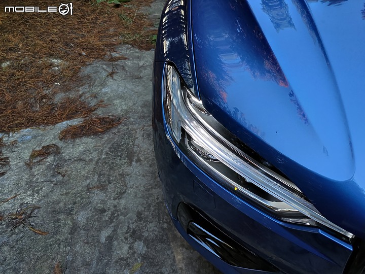 純粹分享Volvo XC60 B5 R-Design