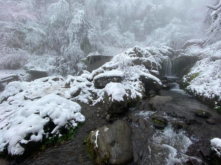 雪之加羅湖