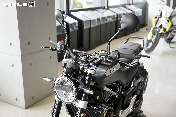 【採訪】Husqvarna 安東貿易正式代理!Svartpilen 401 & Vitpilen 401 新價上市!701 Supermoto 同步登場!