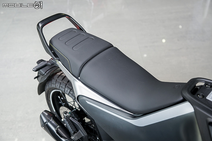 【採訪】Husqvarna 安東貿易正式代理!Svartpilen 401 & Vitpilen 401 新價上市!701 Supermoto 同步登場!