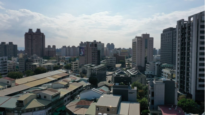 New 南區 鴻邑 *靜安樹語* 純兩房 生活機能學區宅 早鳥討論
