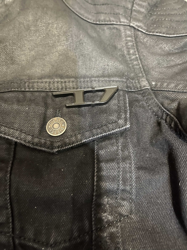 「開箱」Neil BARRETT 牛皮小白鞋 & DIESEL 異材質拼接龜甲外套