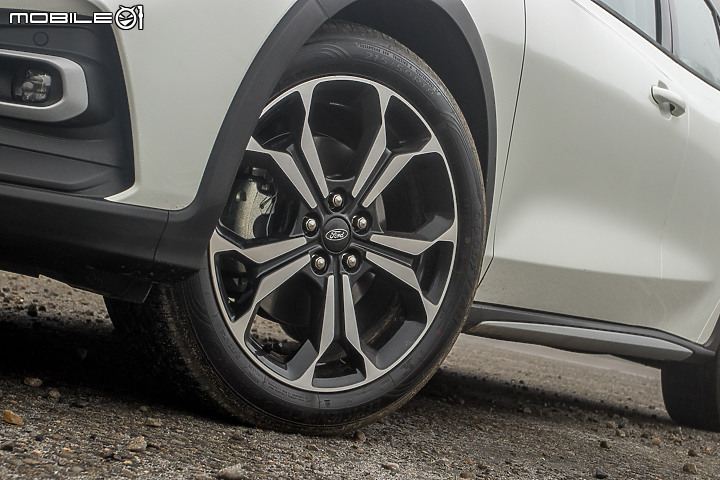 Ford Focus Active 試駕|能帶你撒野的 Focus!
