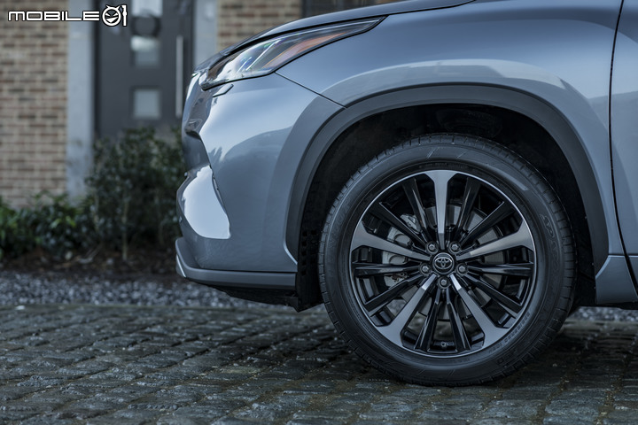 【海外新訊】Toyota Highlander首度登陸歐洲市場，採2.5升Hybrid動力！