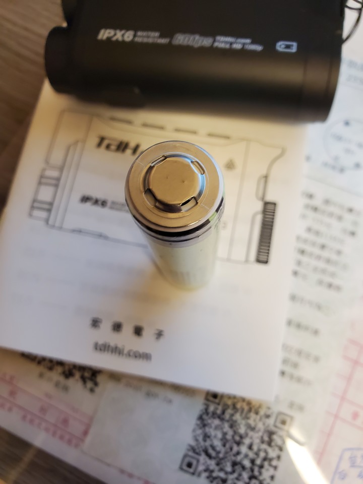 國產之光 TDH GP-S2 藍芽運動攝影機開箱(1/23新增可調式固定座安裝式樣)