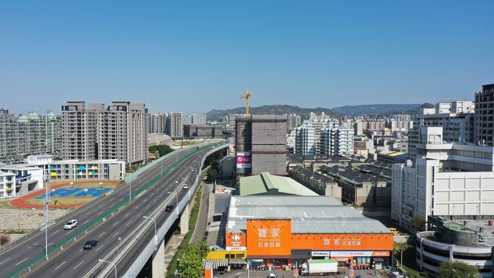 New 太平 櫻花 *大櫻國三期* 三面臨路 74快速道路 便利機能學區公園宅 潛銷討論