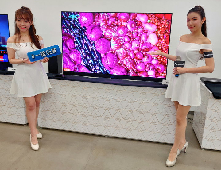 【實機體驗】 Panasonic電視 用頂級畫質開啟你的全新視野!