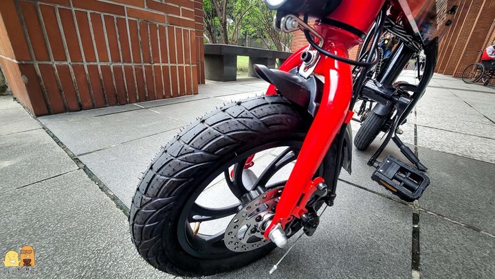 BIRDYEDGE R3 PLUS|可折疊電動腳踏車,超方便攜帶跟收納!避震效果極佳,車速最高可達40KM