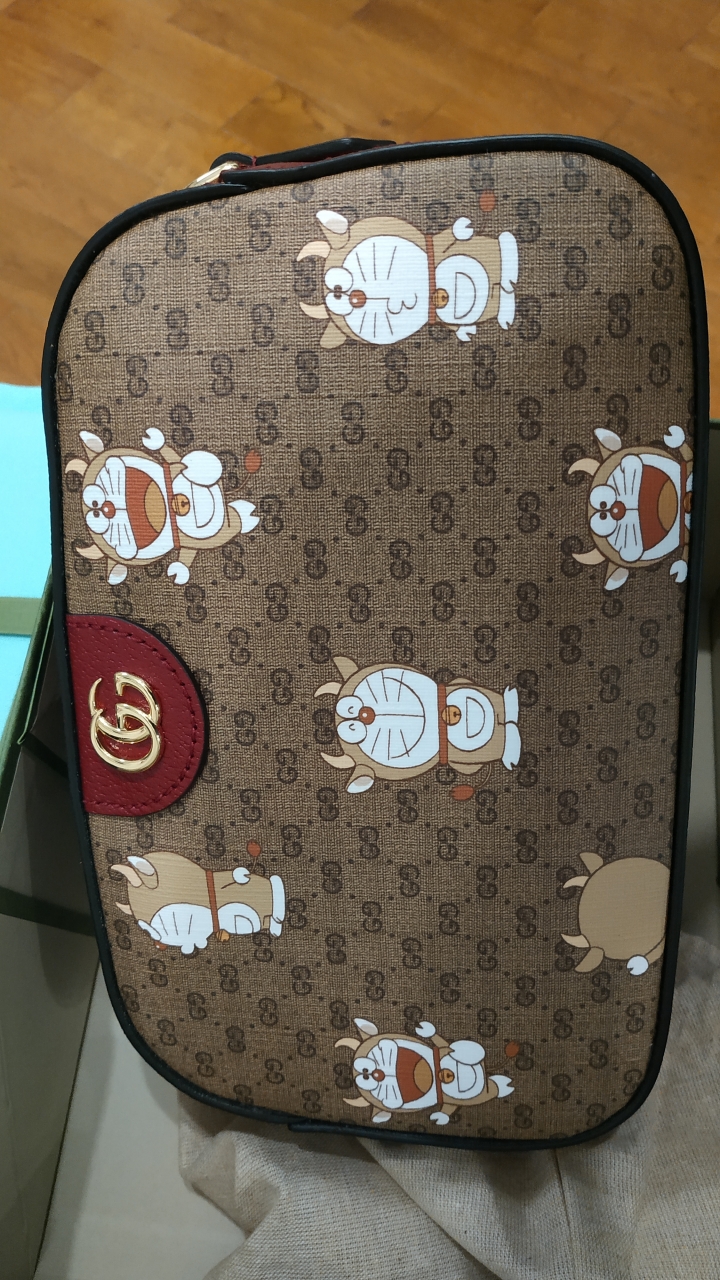 DORAEMON X GUCCI”相機包 開箱