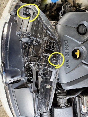 Elantra 5th更換大燈近燈H7