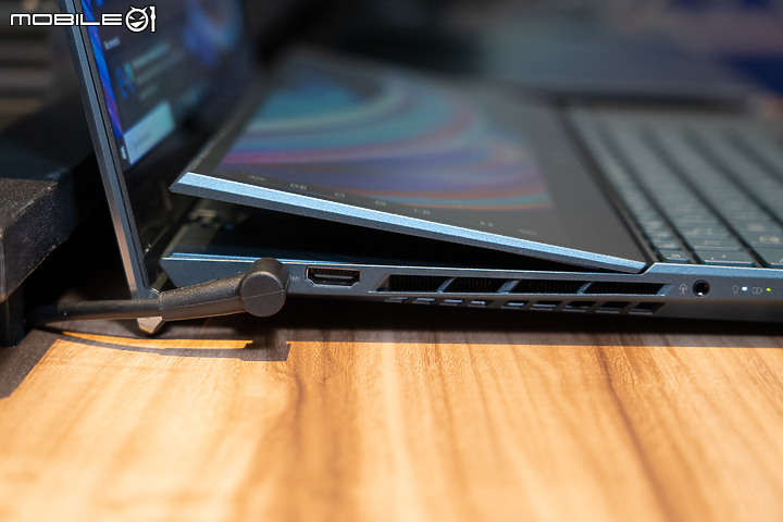 【CES2021】ASUS ZenBook Pro Duo 15 OLED 正式亮相！ 更具實用性的雙螢幕筆電！