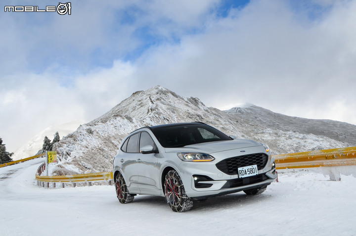 Ford Kuga EcoBoost250 ST-Line AWD直闖武嶺水晶宮,雪地試駕心得分享!