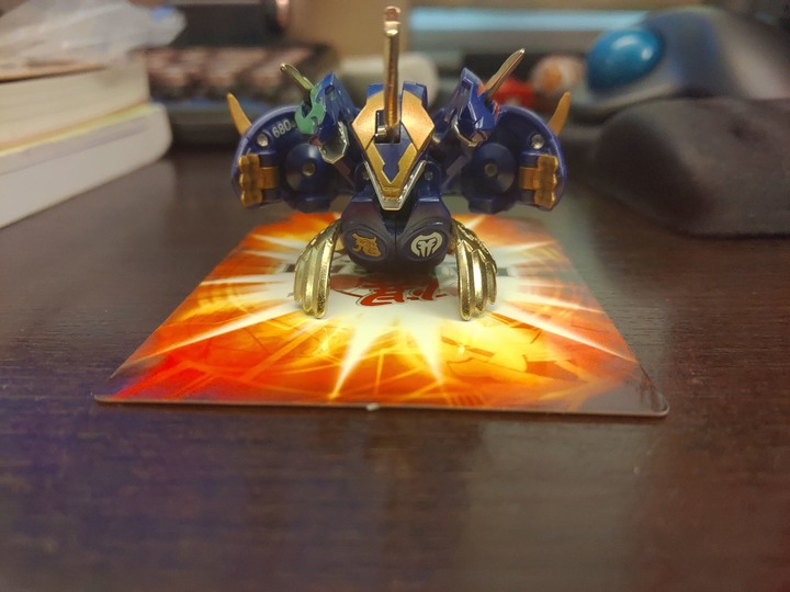 【開箱】最重八金屬!爆丸三頭滅龍