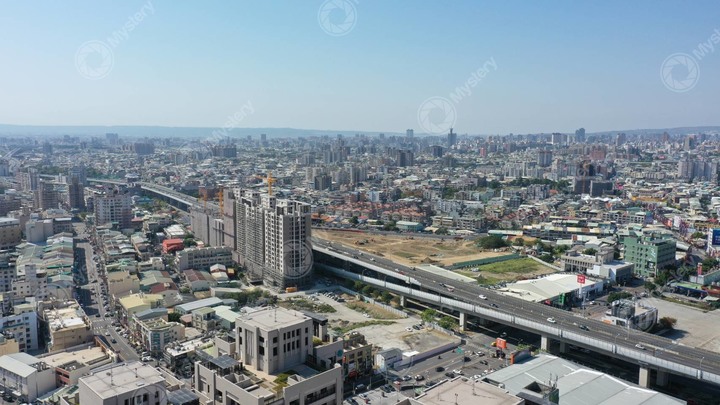 New 太平 櫻花 *大櫻國三期* 三面臨路 74快速道路 便利機能學區公園宅 潛銷討論