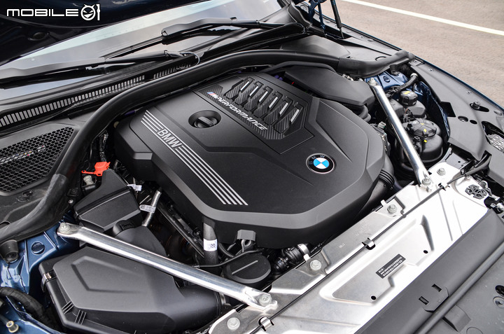 BMW M440i xDrive 試駕,高調外型且駕馭樂趣橫生!