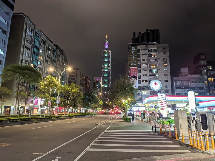台北101倒數跨年煙火秀htcU12+、U20