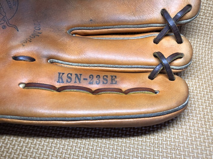 〖開箱文〗KUBOTA SLUGGER軟式KSN-23SE、青木宣親刀模的手套