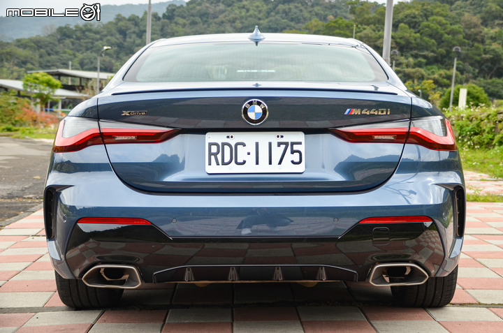 BMW M440i xDrive 試駕,高調外型且駕馭樂趣橫生!