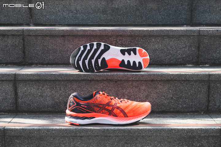 ASICS GEL-NIMBUS 23 評測報告 易駕馭的高緩震體驗!