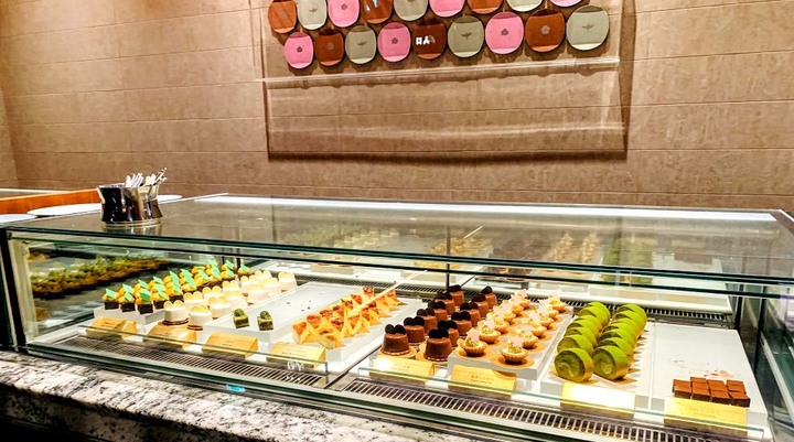 [台北信義BUFFET]旭集和食集錦/各式極上料亭的千滋百味一次嚐遍/日式吃到飽的新境界/生日禮價值898元真大方/