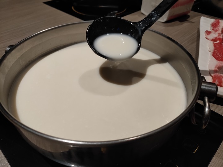 肉肉補給站 肉老大火鍋店