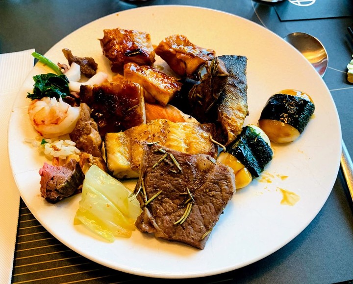 [台北信義BUFFET]旭集和食集錦/各式極上料亭的千滋百味一次嚐遍/日式吃到飽的新境界/生日禮價值898元真大方/
