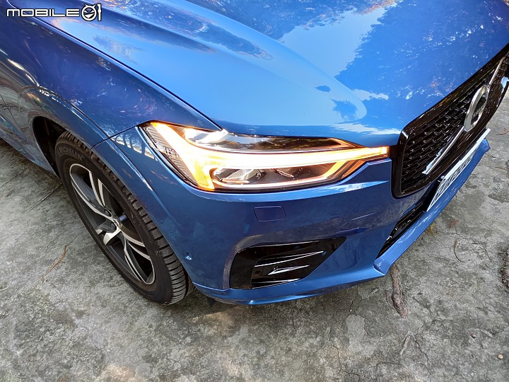純粹分享Volvo XC60 B5 R-Design