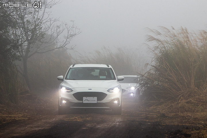 Ford Focus Active 試駕|能帶你撒野的 Focus!