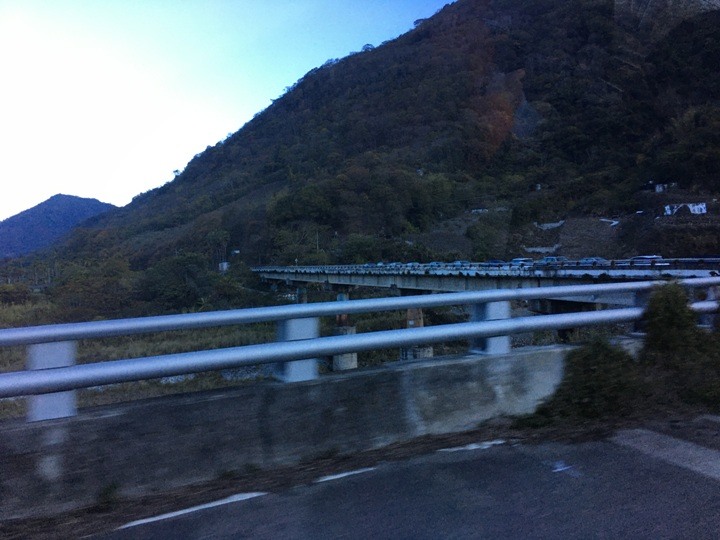 「坐車比爬山還累的百岳」-郡大山