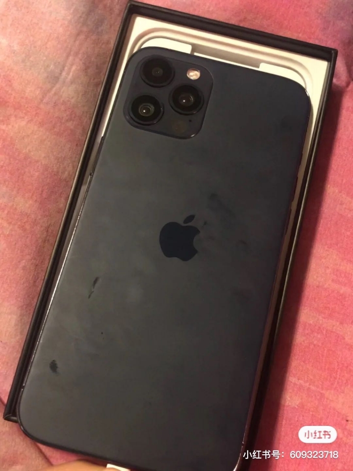 網民在加拿大國外的Costco買到假iPhone 12pro max