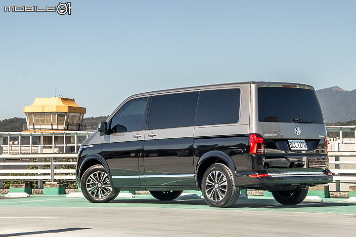 Volkswagen T6.1 Multivan 試駕|沿襲經典元素、全面進化的豪華商旅!