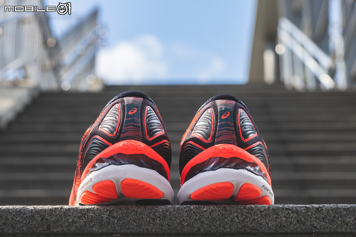 ASICS GEL-NIMBUS 23 評測報告 易駕馭的高緩震體驗!