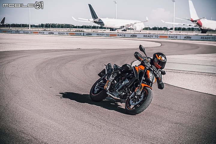 【海外快訊】更大的彎道手術刀!KTM 890 DUKE 正式發表!2021 年款 390 DUKE 配備同步升級上市!