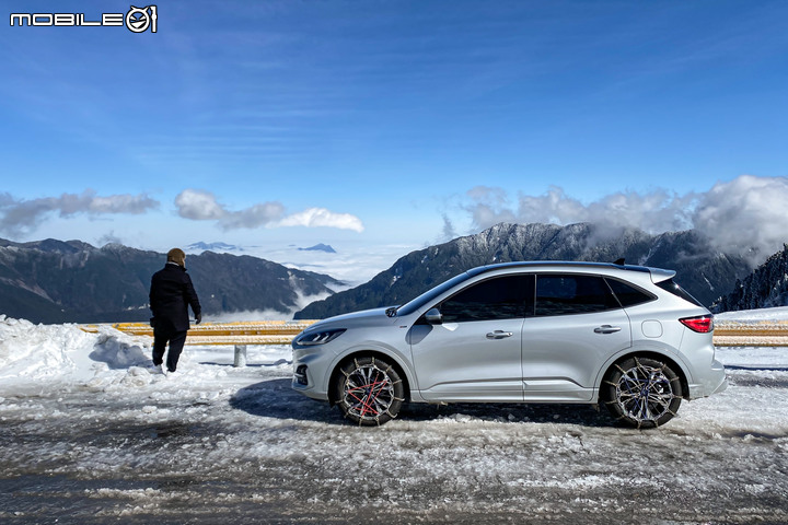 Ford Kuga EcoBoost250 ST-Line AWD直闖武嶺水晶宮,雪地試駕心得分享!