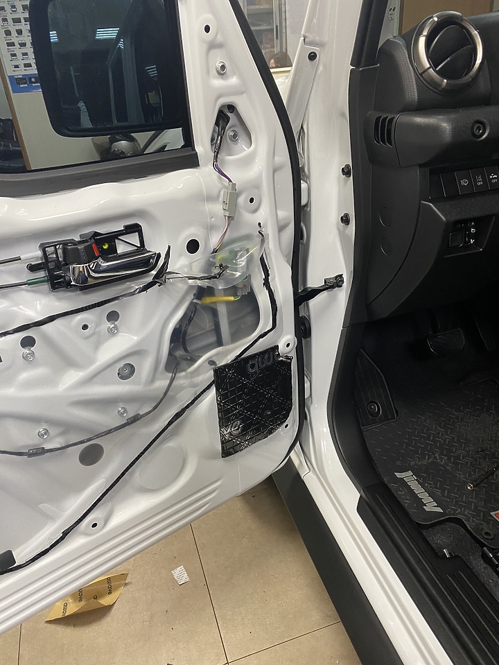 Jimny 配上sony ax5000 開箱