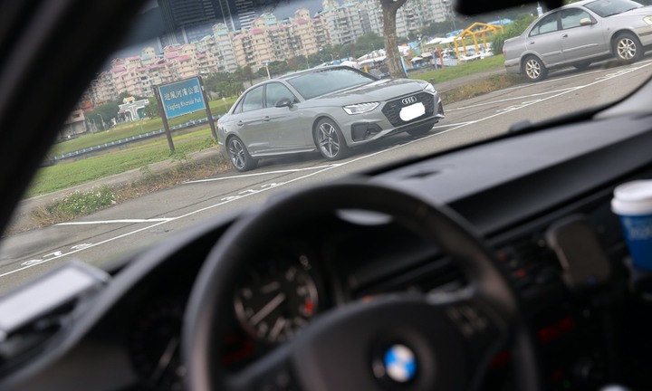 與320i E90道別，新夥伴A4 Sedan B9.5開箱！