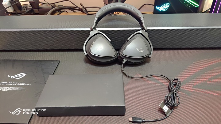 點我看大圖 【ROG Delta S】世界首款支援MQA的數位電競耳機(簡單開箱)