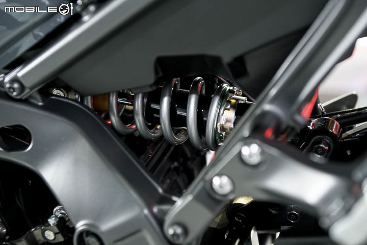 【採訪】家族化臉譜登台!YAMAHA 台灣山葉機車 MT-09 以及 MT-07 2021 年式大改款正式發表!