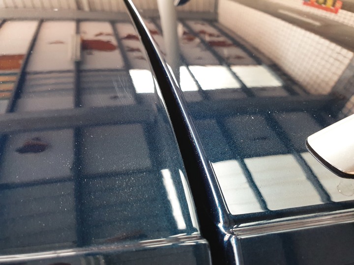 汽車打蠟後 隔天析出白色粉末