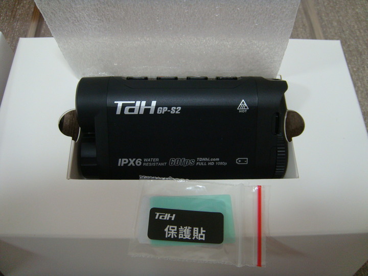 國產之光 TDH GP-S2 藍芽運動攝影機開箱(1/23新增可調式固定座安裝式樣)