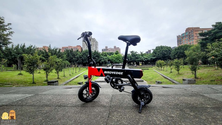 BIRDYEDGE R3 PLUS|可折疊電動腳踏車,超方便攜帶跟收納!避震效果極佳,車速最高可達40KM