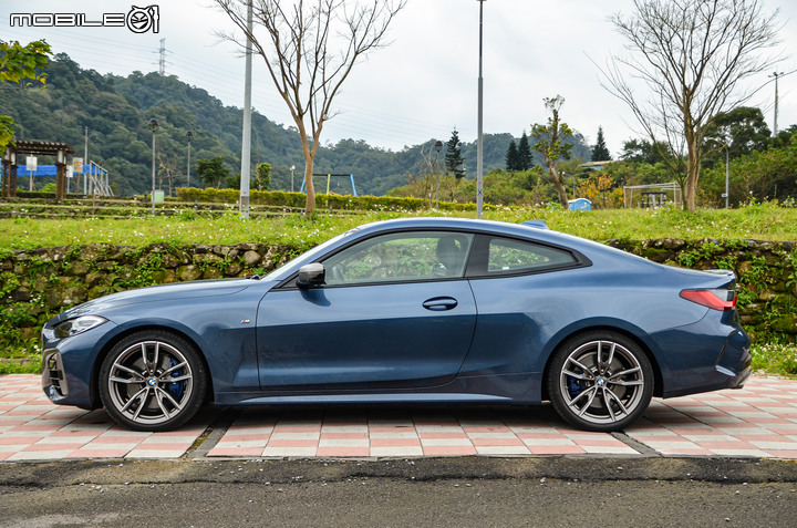 BMW M440i xDrive 試駕,高調外型且駕馭樂趣橫生!