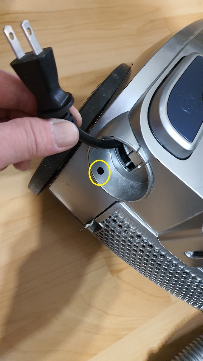 惠而浦 VCK4007 吸塵器電源開關故障 DIY 拆解改裝修理