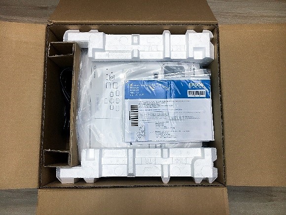 [體驗分享] EPSON EH-TW5700 一個替代家中電視還可以促進親子互動的好選擇!