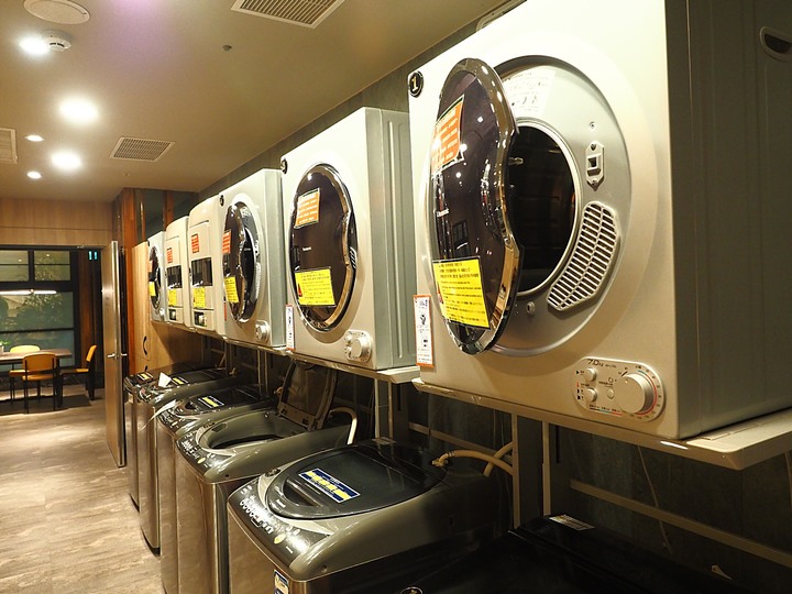 【住宿分享】高雄市 三民區 康橋大飯店站前館 — 備有免費宵夜，是商旅客最愛的高C/P值住宿地點