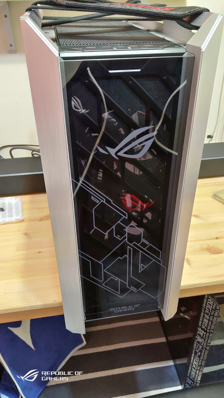 點我看大圖 ROG RTX3080 WE 全白ROG信仰電腦的焦慮等待及規格分享-上集(簡單開箱)